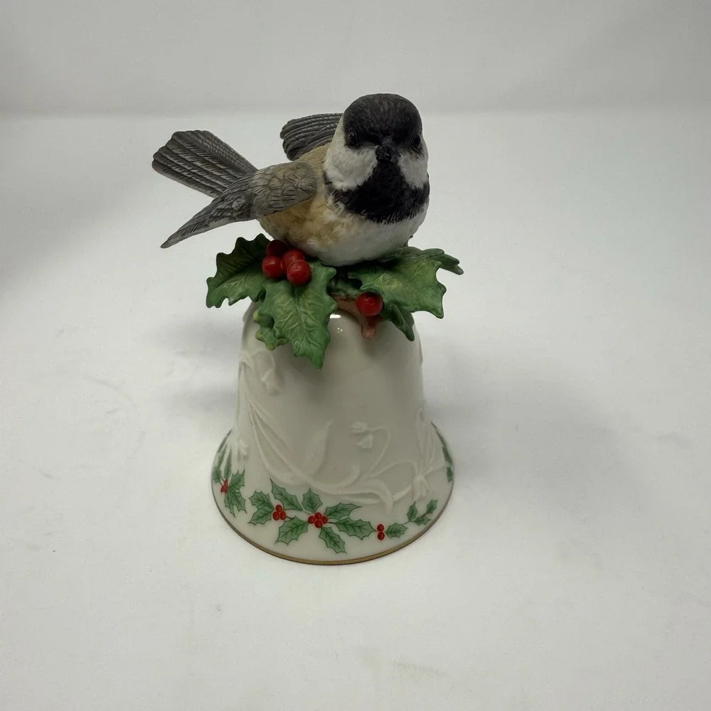 Lenox Black Capped Chickadee Bird 1991 Fine Porcelain Figurine Bell w/box